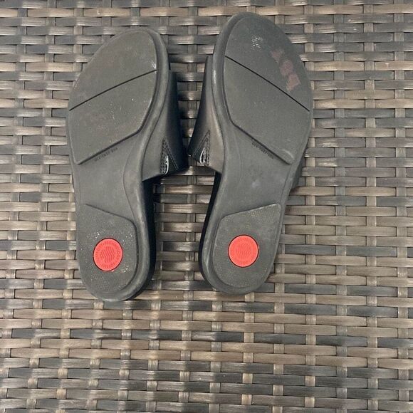 Fit flop sandals, women’s size 6 - Picture 6 of 7